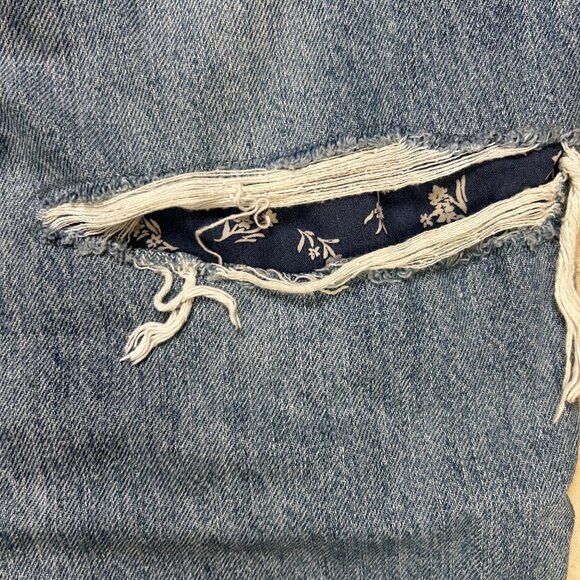 American Eagle Mom Straight Jean 6 Patchwork Boho Bandana Distressed - Picture 5 of 6